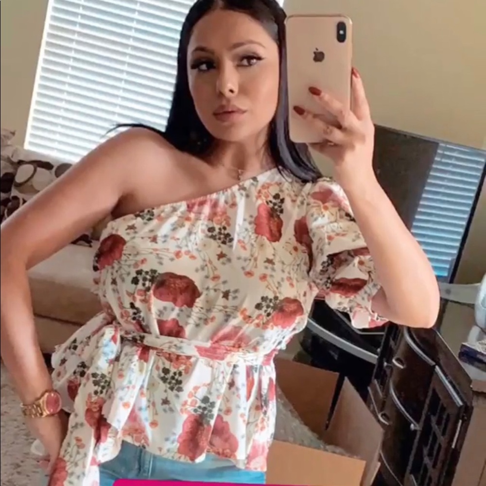 One shoulder floral blouse